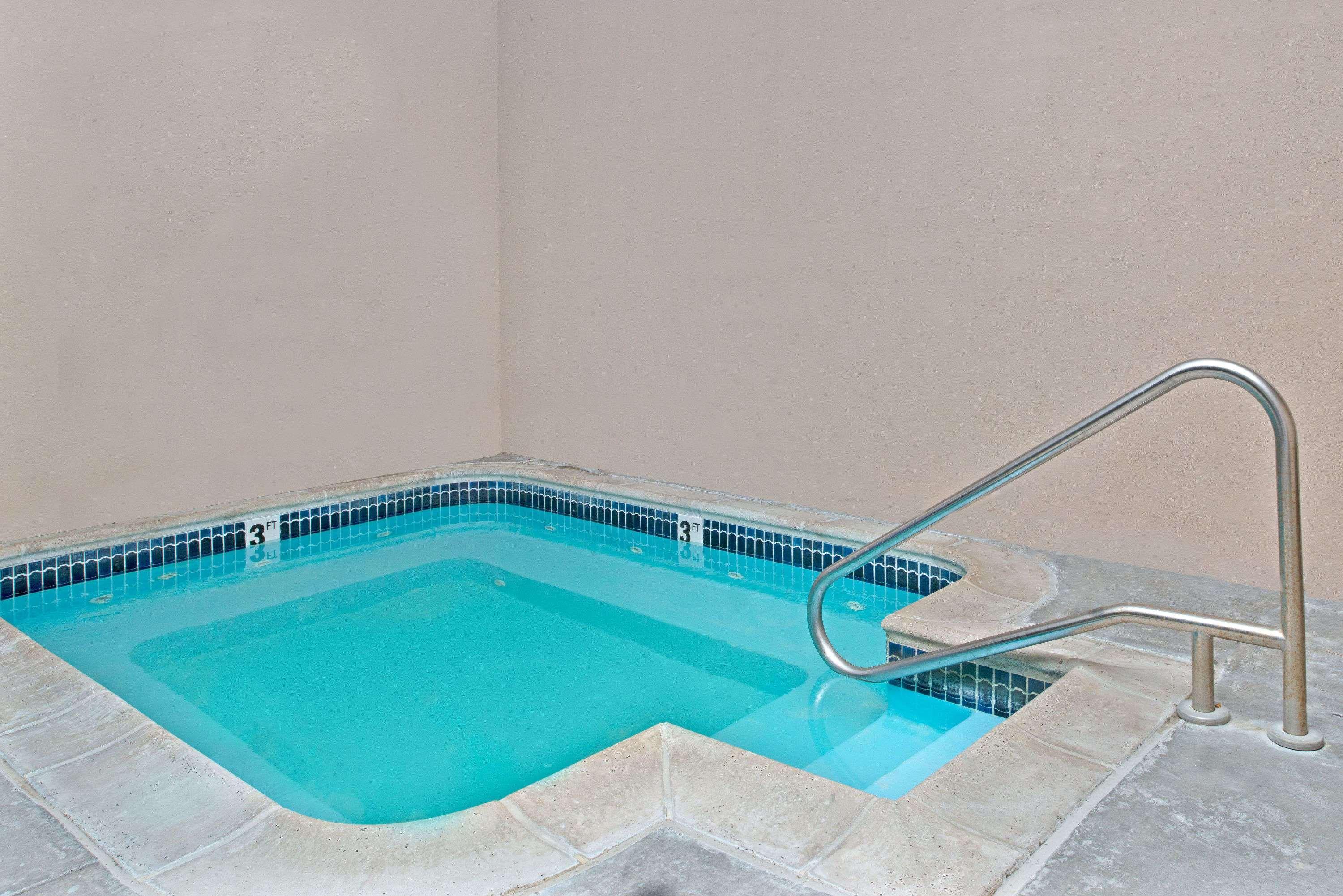 Travelodge By Wyndham Lincoln Airport I-80 Luaran gambar