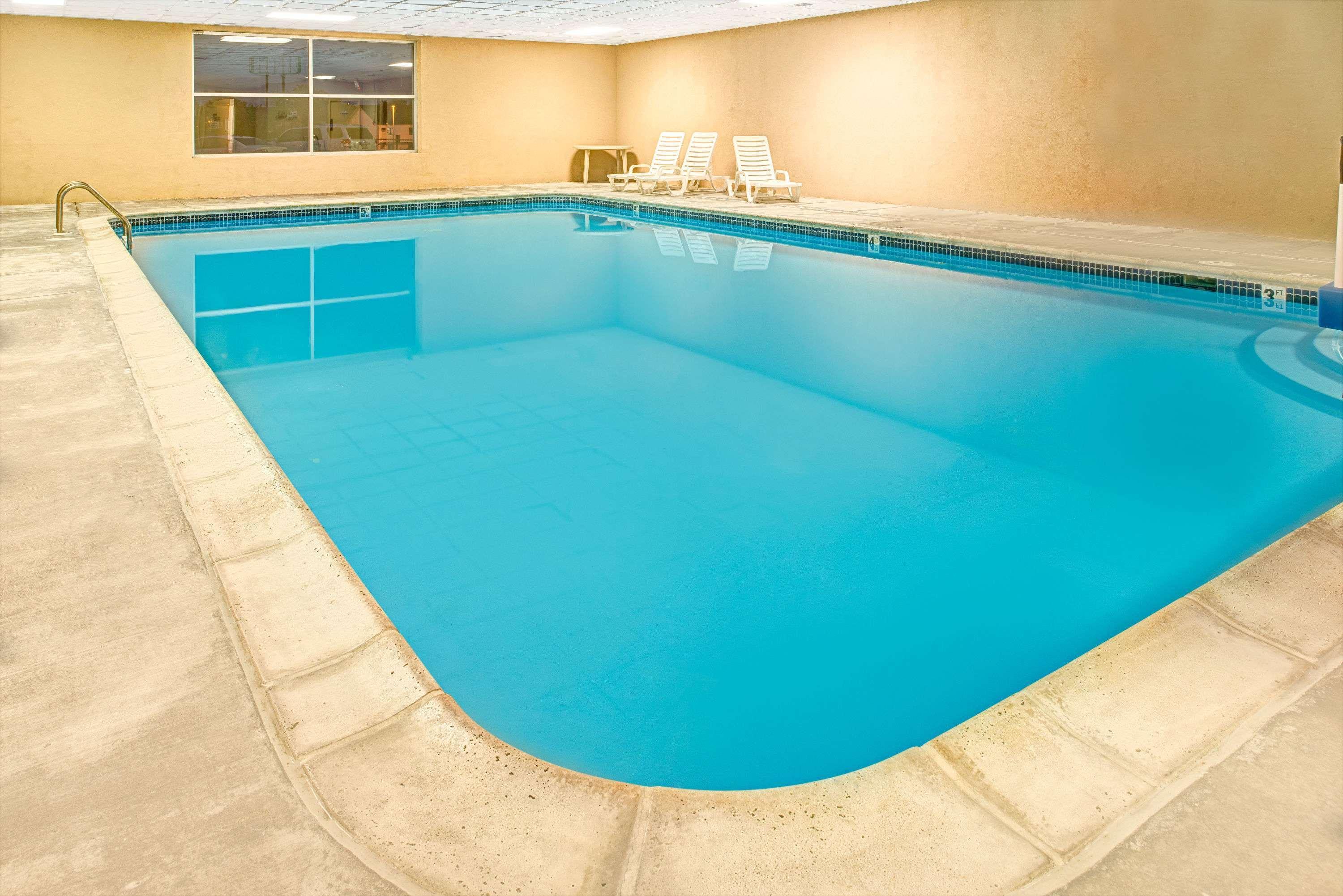 Travelodge By Wyndham Lincoln Airport I-80 Luaran gambar
